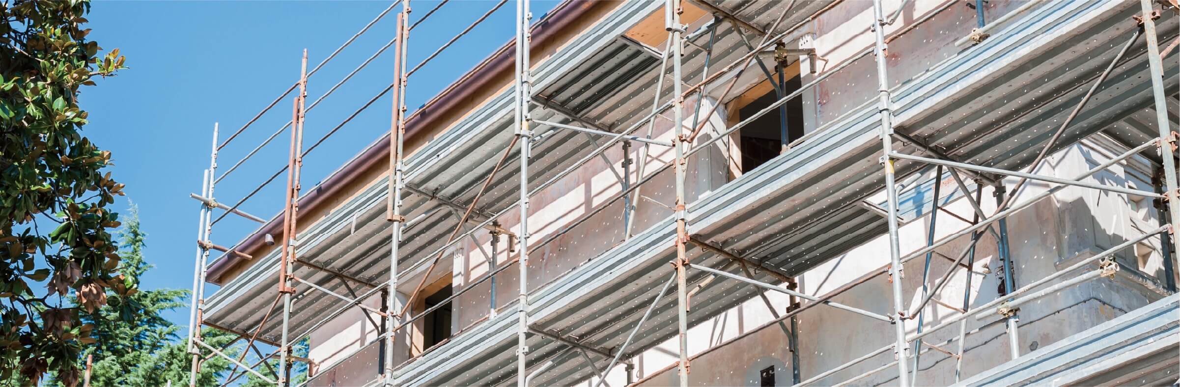 足場・配管工事